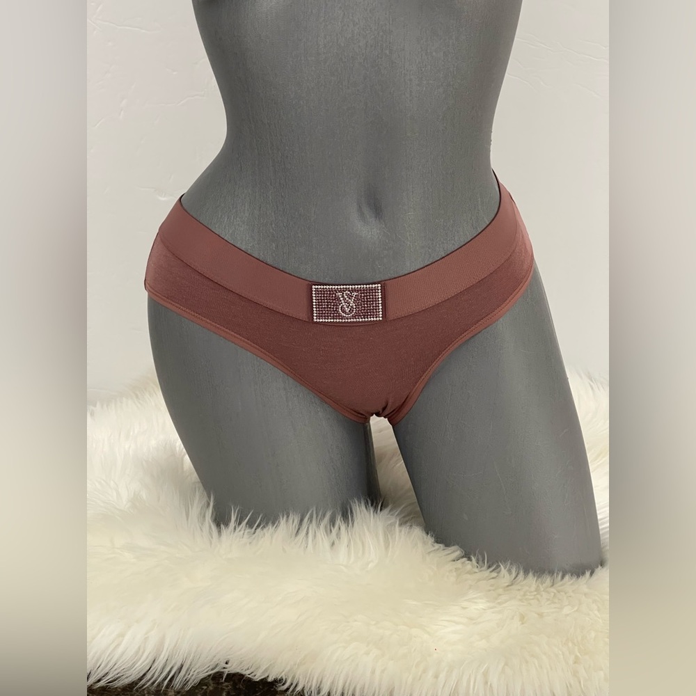 Victorias Secret Logo Cotton Shine Patch Hiphugger Panty Underwear. NWT